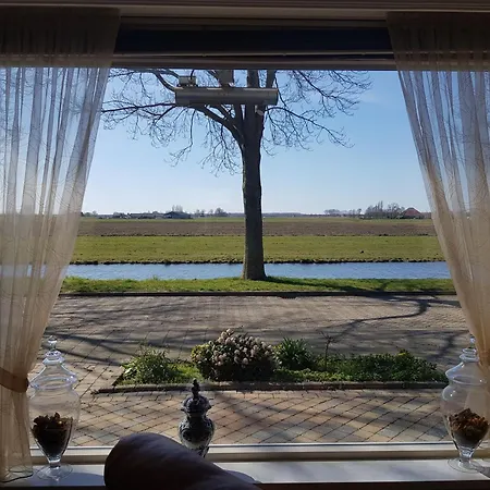 Volendam בית הארחה